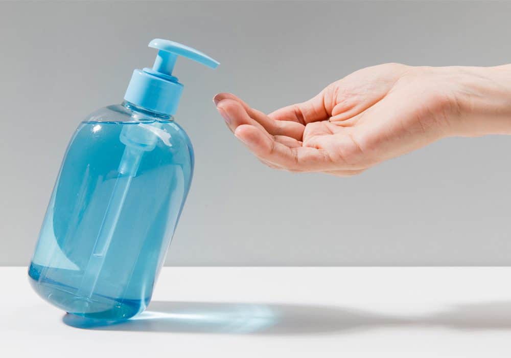 موثر ترین روش های مراقبت از پوست دست در مقابل ژل های ضد عفونی کننده
